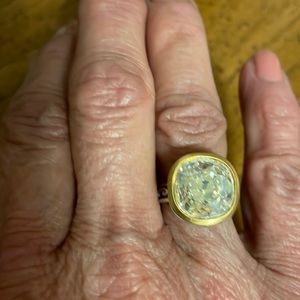 Beautiful Cz ring with details all around the band.